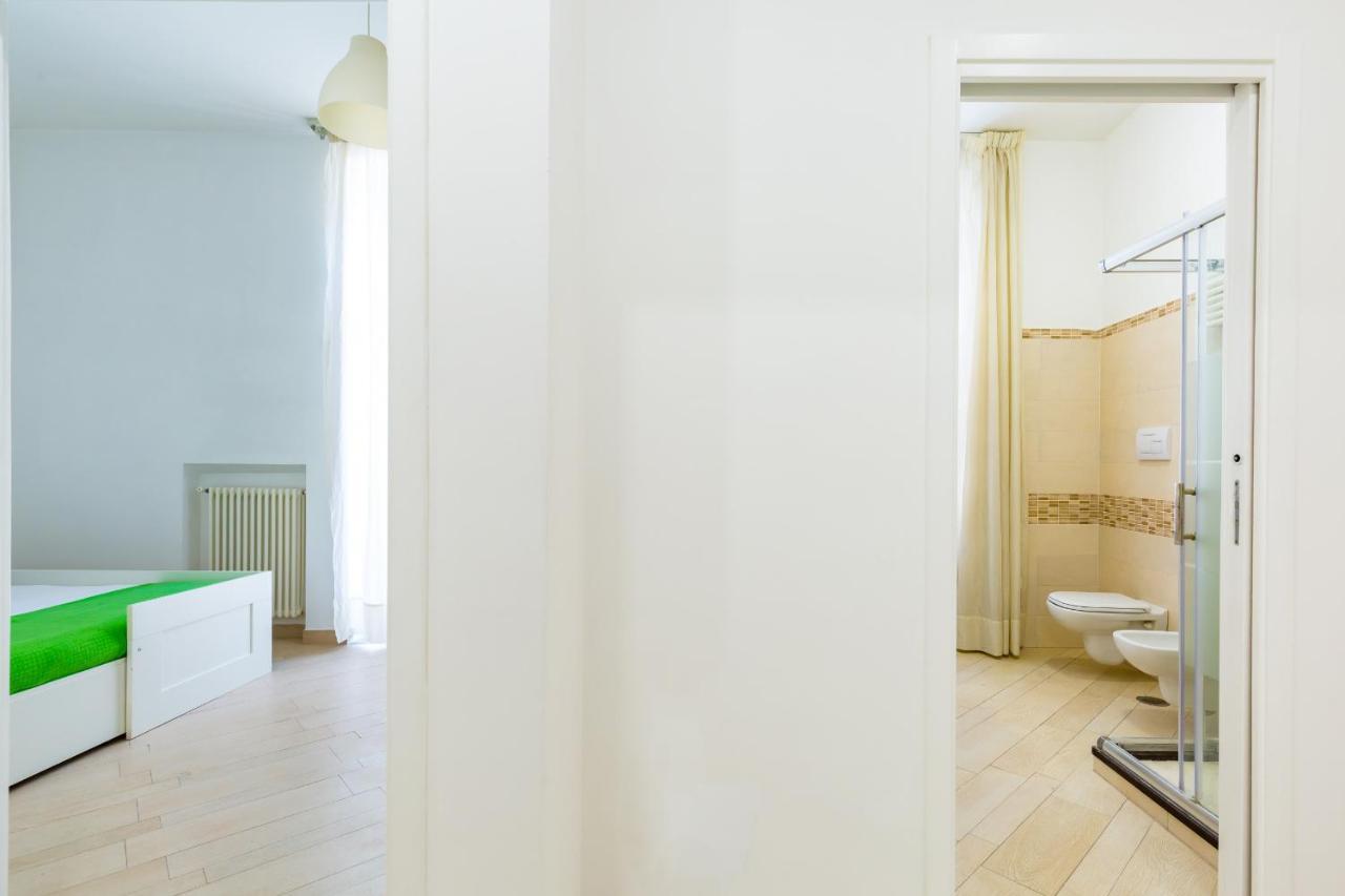 Apartment With Balcony In Palazzo Diaz By Wonderful Italy Napoli Dış mekan fotoğraf