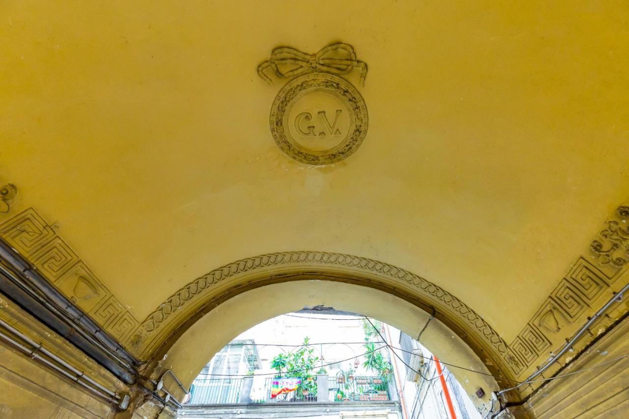 Apartment With Balcony In Palazzo Diaz By Wonderful Italy Napoli Dış mekan fotoğraf